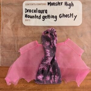 Monster High Draculaura - Haunted Getting Ghostly